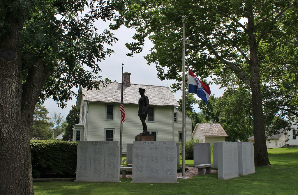 Laclede, Missouri Robert English Flickr