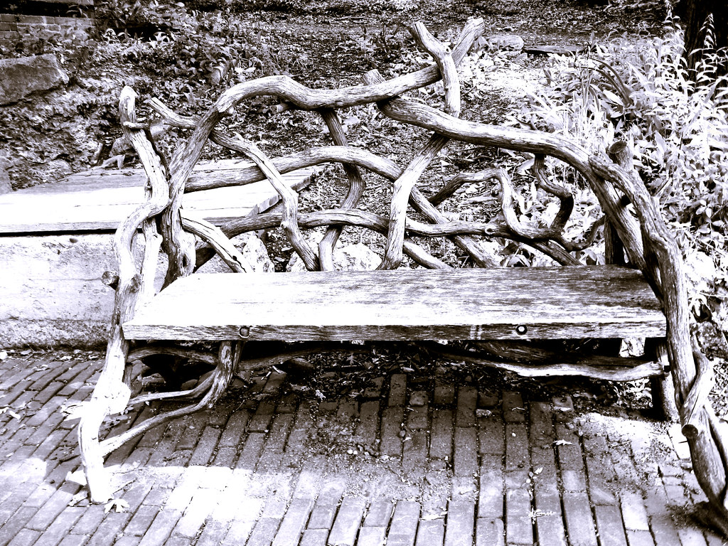 A TWISTED BENCH IN MONOCHROME Seen at Frederick Church's O… Flickr
