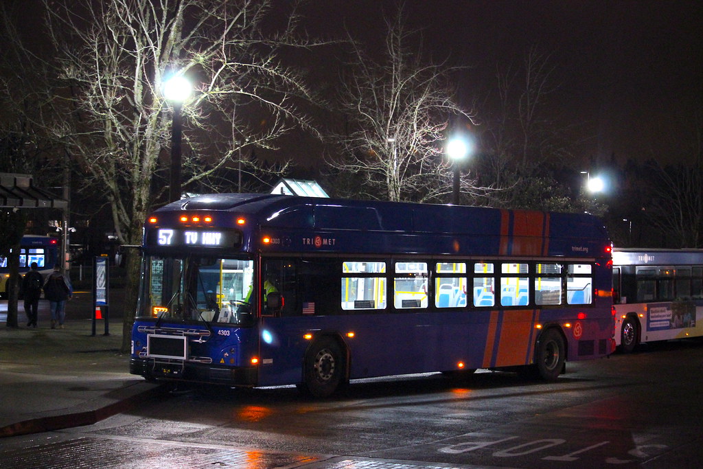TriMet 2021 Gillig Low Floor Plus Battery Electric 40' Tr… Flickr