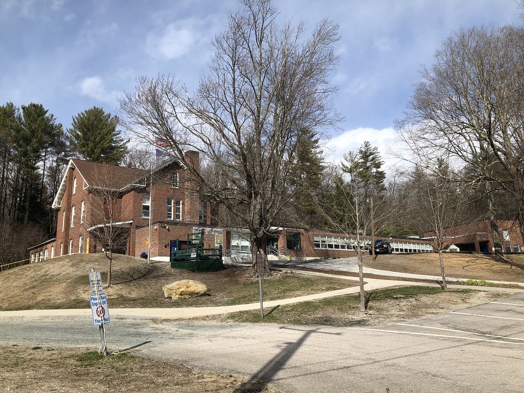 Warner, NH Simonds Elementary School Austin Dodge Flickr