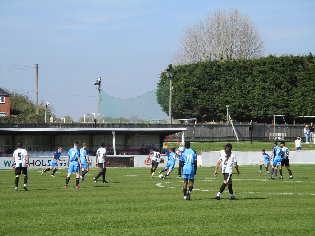 Coggeshall United FC vs Brimsdown FC Thurlow Nunn Eastern … Flickr