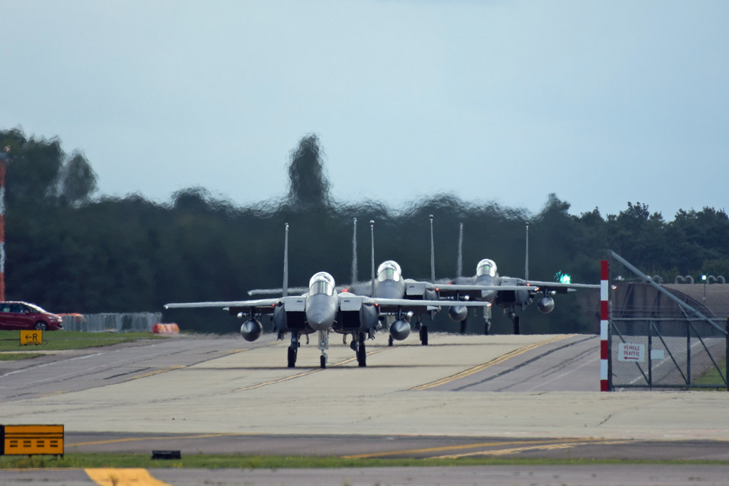 Lakenheath F15s Three F15s taxi out to the arming area a… Flickr