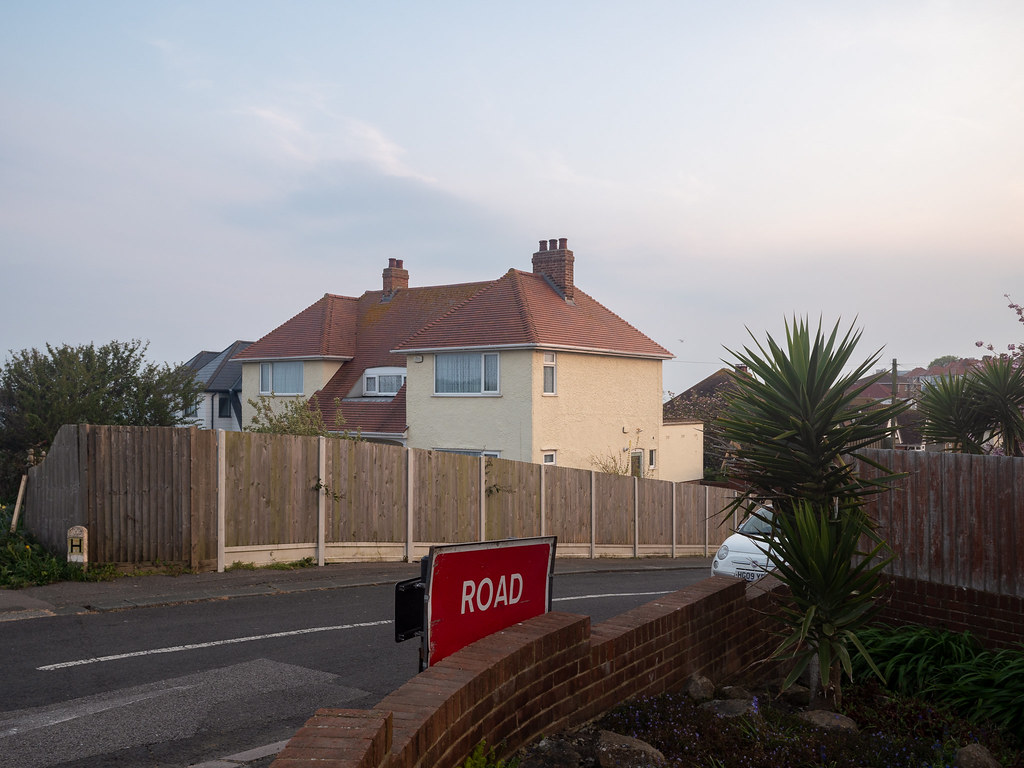 Candour East Cliff, Folkestone Bahi Flickr