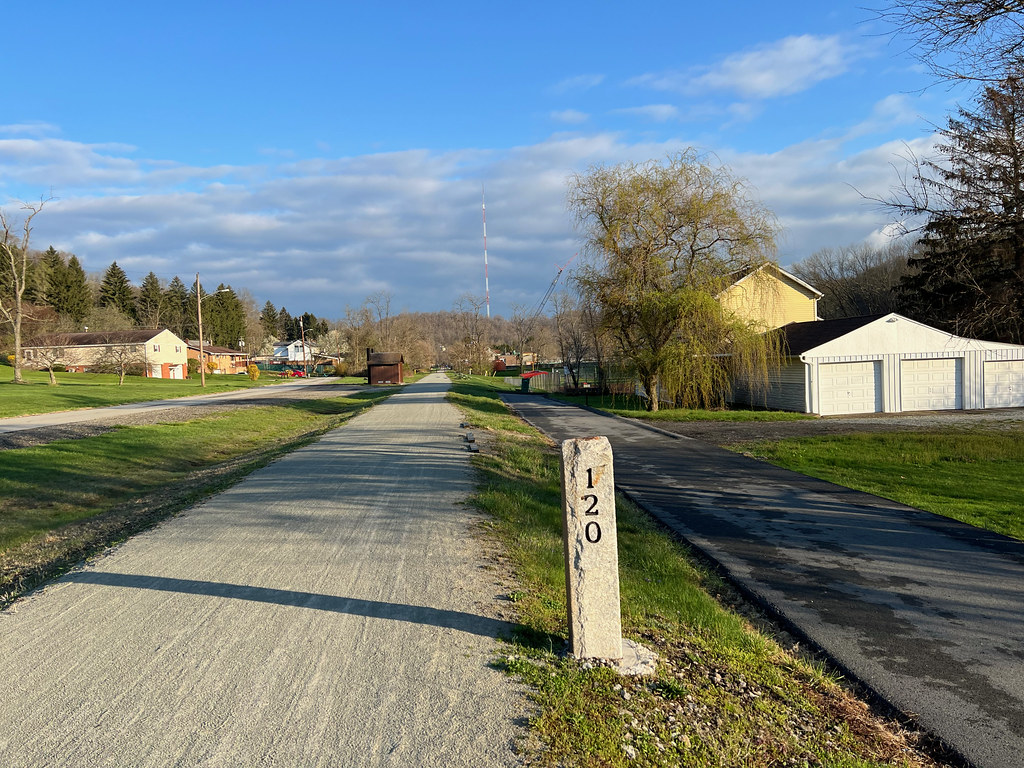 GAP Milepost 120 Great Allegheny Passage Buena Vista, Pe… Flickr