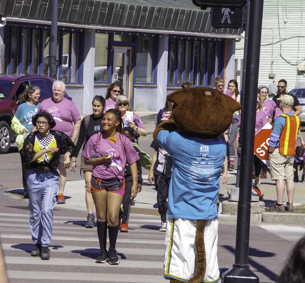 COTSWALK22 (226 of 259) 2022 May COTS Walk. Burlington. Ph… Flickr