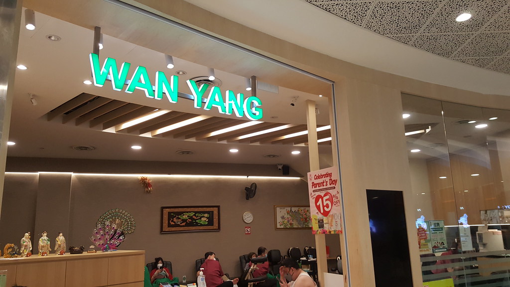 Wan Yang Foot Reflexology outlet at AMK Hub on Monday 2 Ma… Flickr
