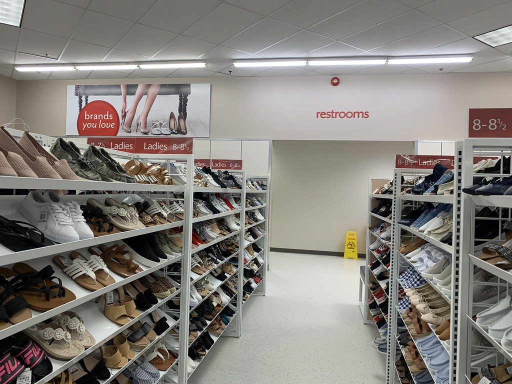 Burkes Outlet/Home Centric interior Burkes Outlet/Home Cen… Flickr