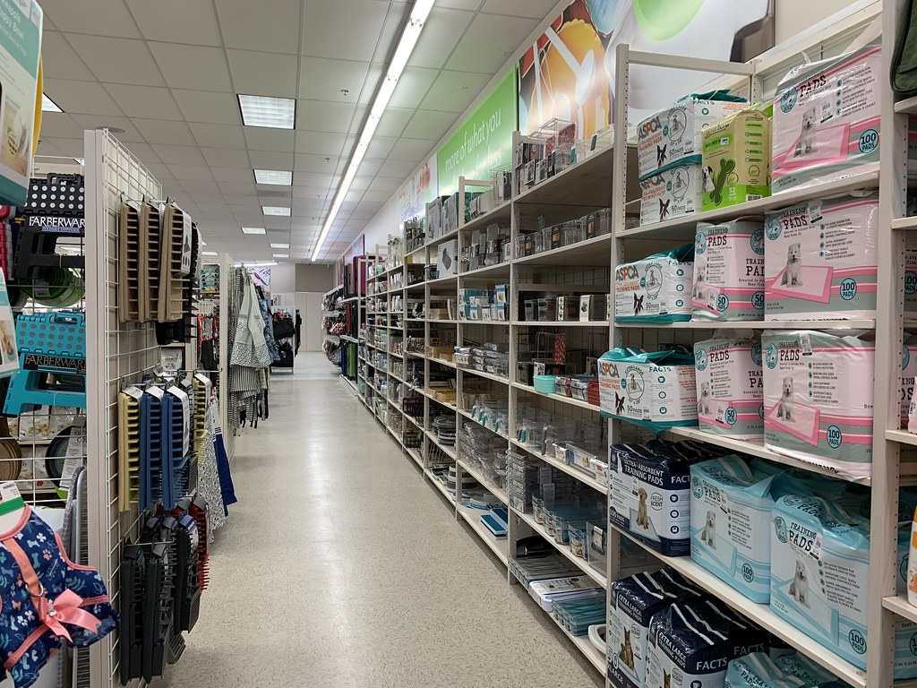 Burkes Outlet/Home Centric interior Burkes Outlet/Home Cen… Flickr