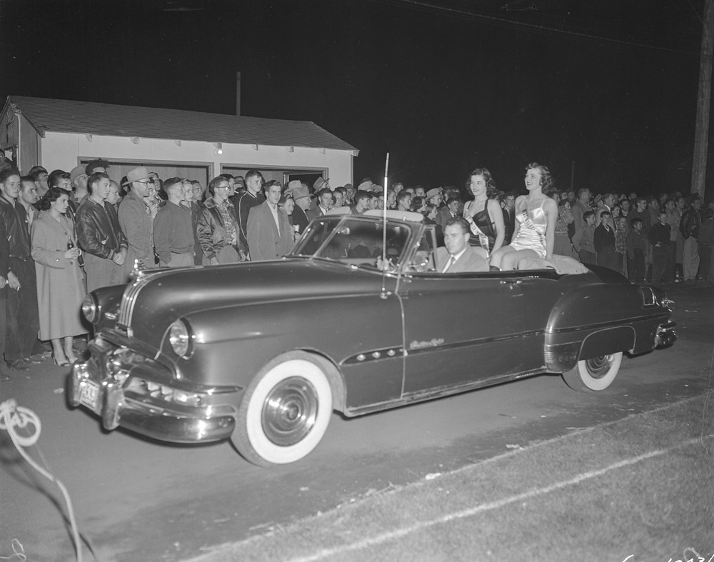 Carter Motors Promotion Beauty Queen and Convertibles, S… Flickr