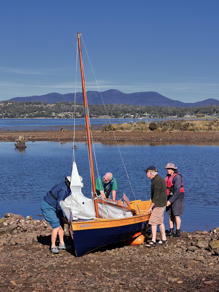 PR52439 Wooden Boat Guild of Tasmania row/sail day, across… Flickr