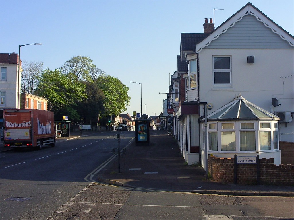 Corner of Castle Road and Wimborne Road, Winton, Bournemou… Flickr