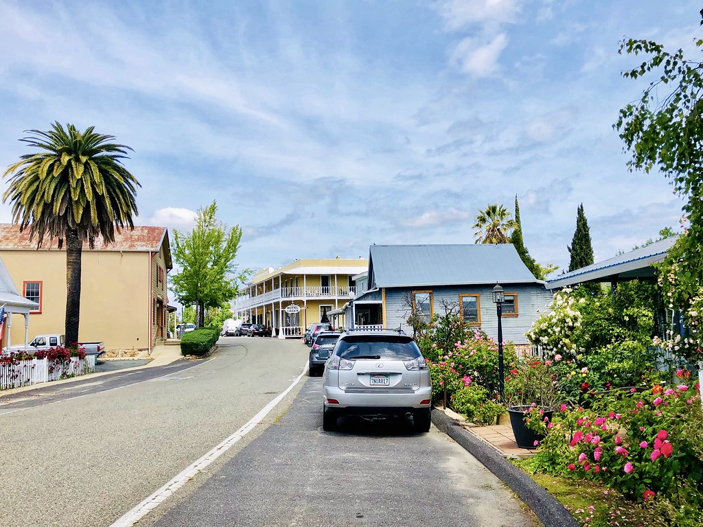 Mokelumne Hill, CA Exploring Sierra foothill towns & citie… Flickr