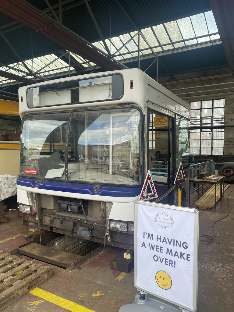 First Glasgow Dennis Dart SLF/Plaxton Pointer 2 A very Min… Flickr