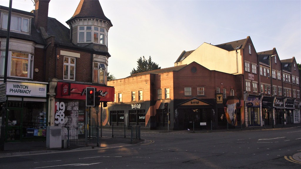 Corner of Alma Road and Wimborne Road, Winton, Bournemouth… Flickr