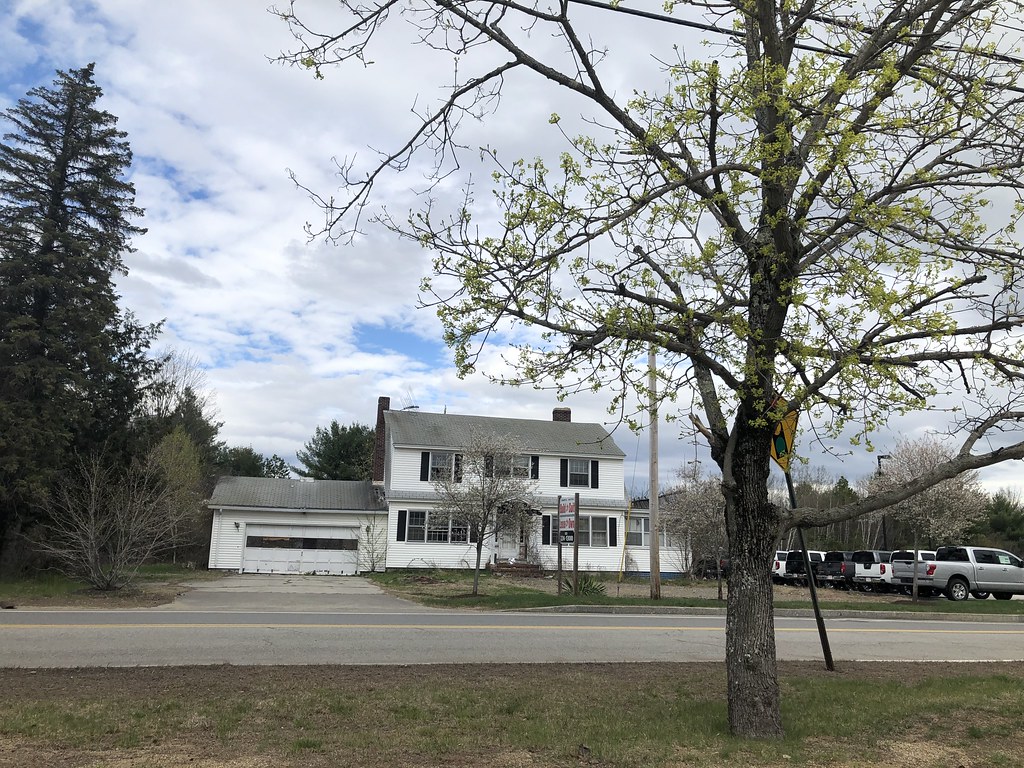241 Airport Road, Concord, NH House Austin Dodge Flickr