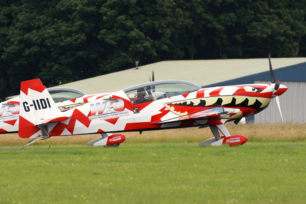GIIDI Extra EA 300/L c/n 047 Power Aerobatics Ltd. Kemble… Flickr