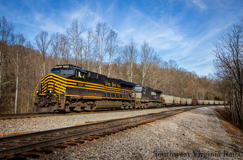 NS 821. Shawsville, Va. On a sunny December afternoon, hop… Flickr