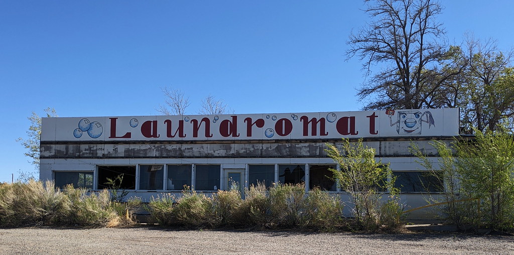 Laundromat Abandoned laundromat on NM 550, south of exit t… Flickr
