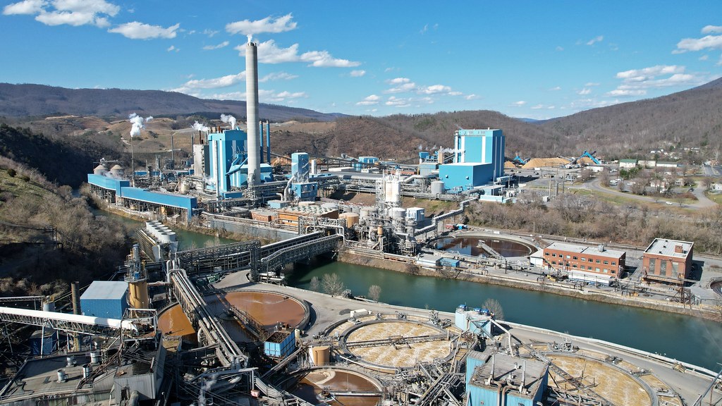 WestRock facility in Covington, Virginia [02] WestRock pap… Flickr