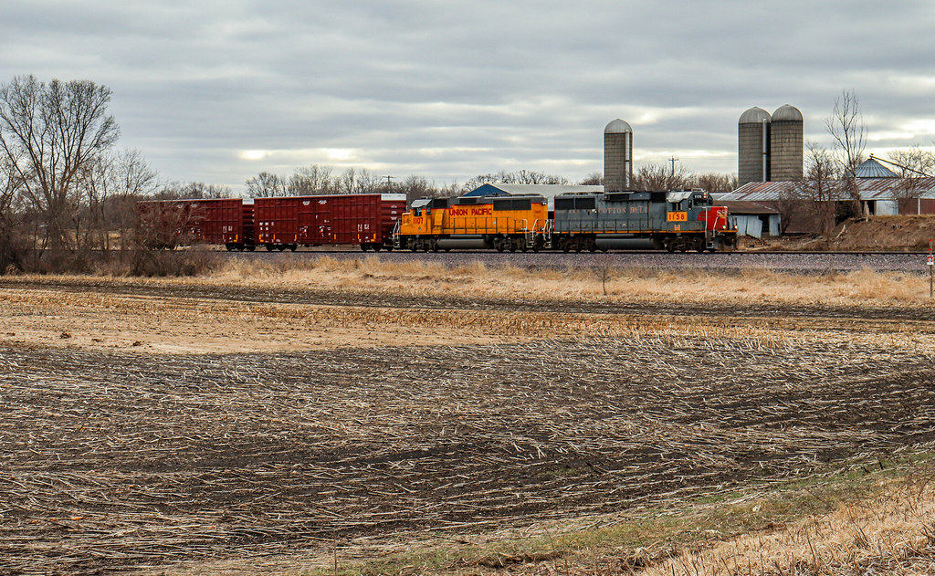 UP 1158 Random Farm north of Watertown, WI It’s on the C… Flickr