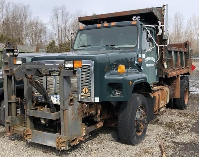 City of Oneida, NY 2000 International 2674 4x2 dumpplow … Flickr