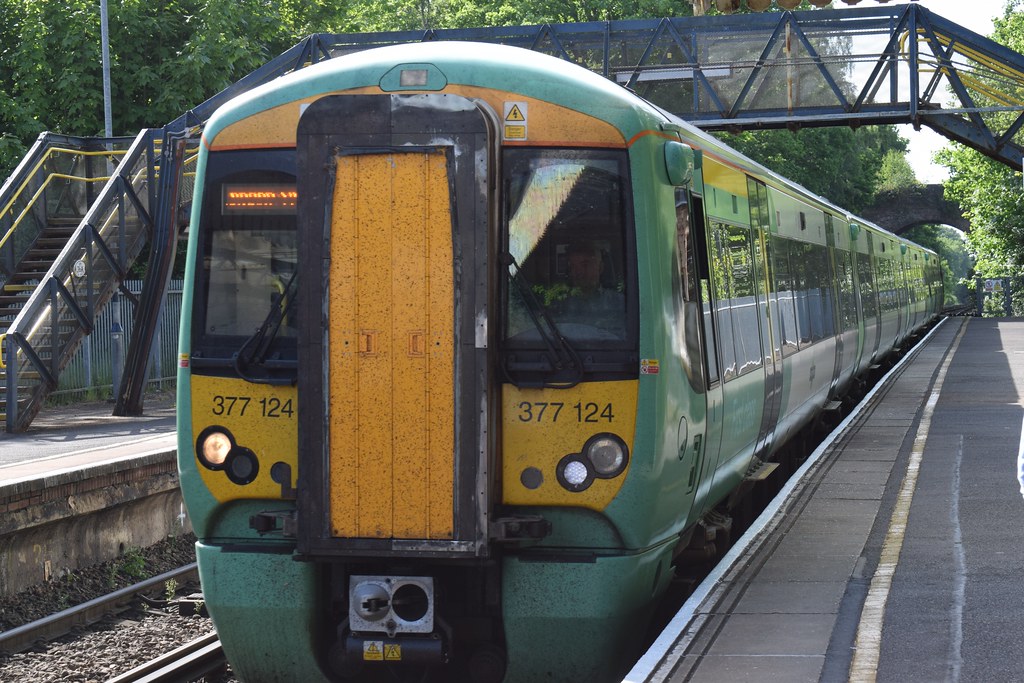 377124 Class377 Southern Swanwick Station, Hants Flickr