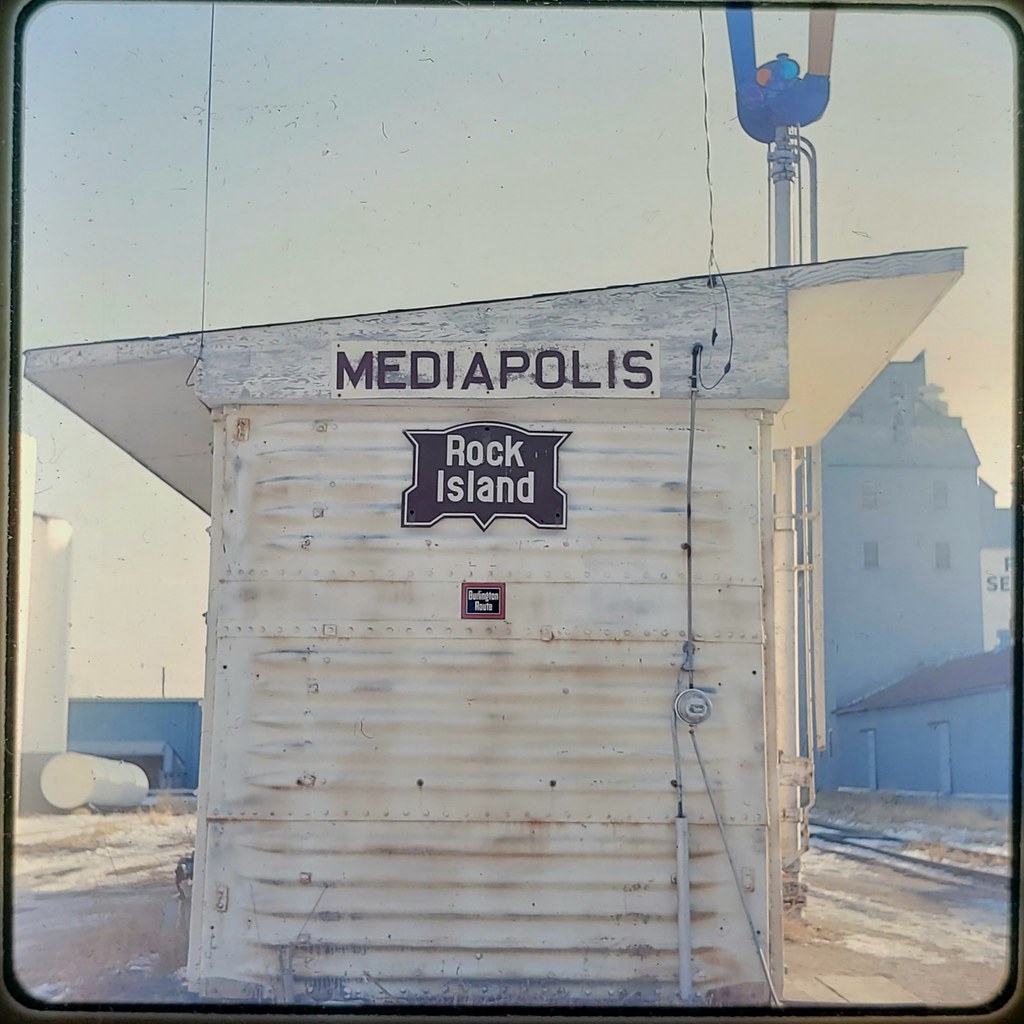 Jan 1974 Mediapolis, Iowa The Mediapolis "depot" in 1974. … Flickr