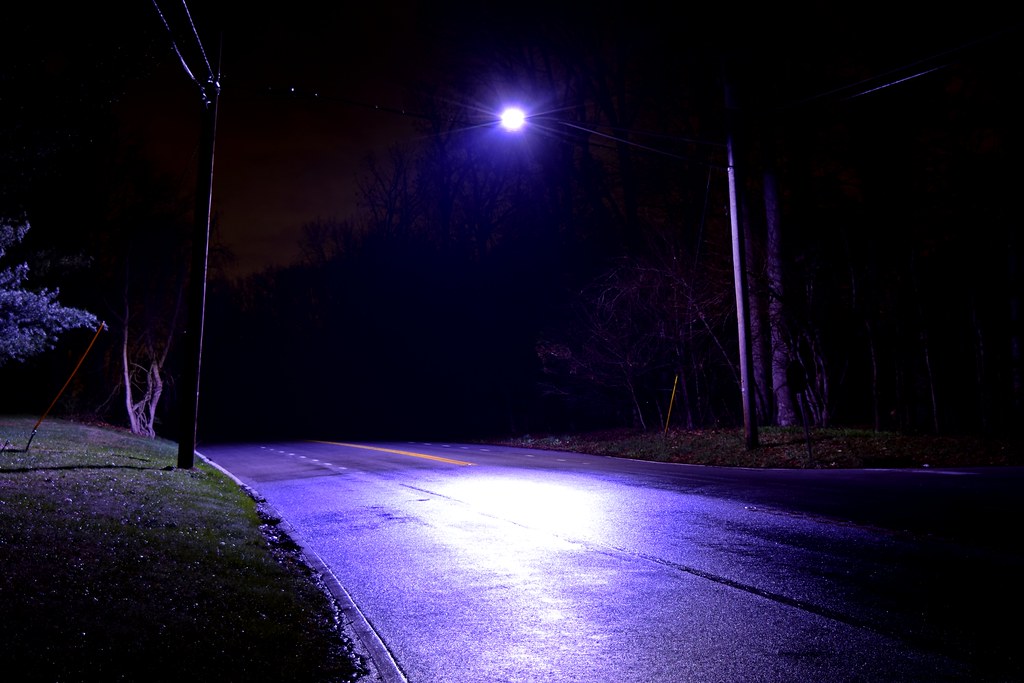 Purple streetlight at Jennings Chapel Road and Route 97, April 8, 2022