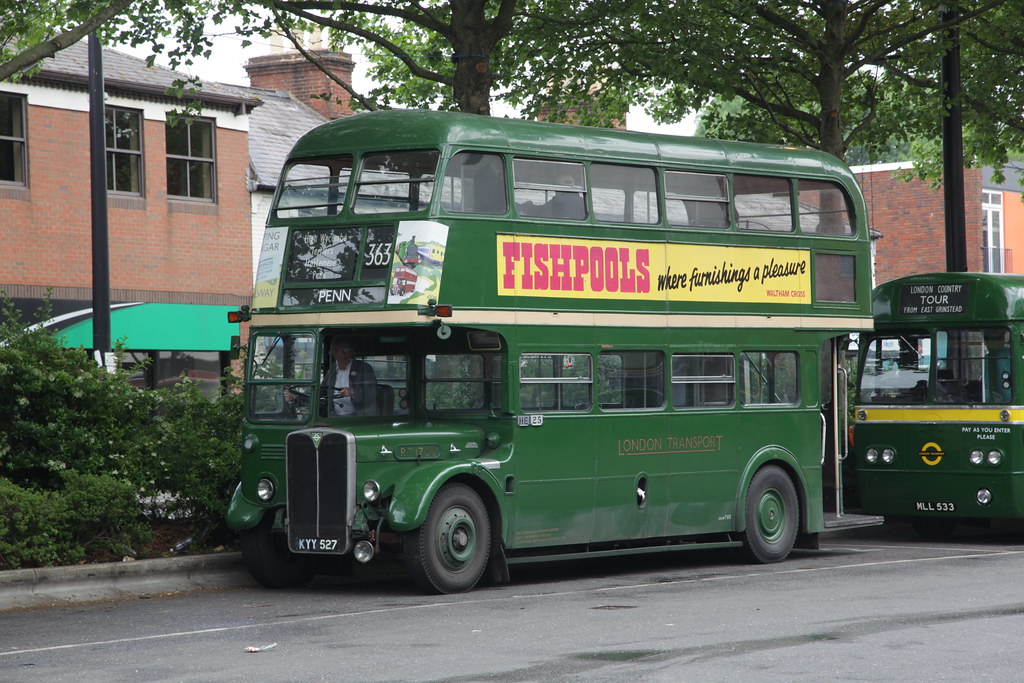 IMG_0639 RT1700 at High bus station Adrian Palmer Flickr