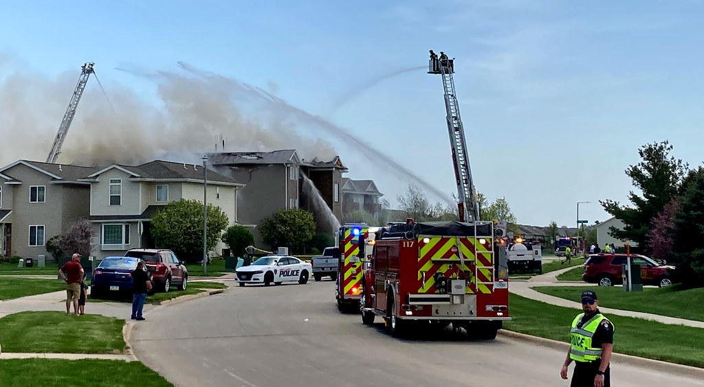 APARTMENT COMPLEX FIRE NORTH LIBERTY IOWA USA Stumbled on … Flickr