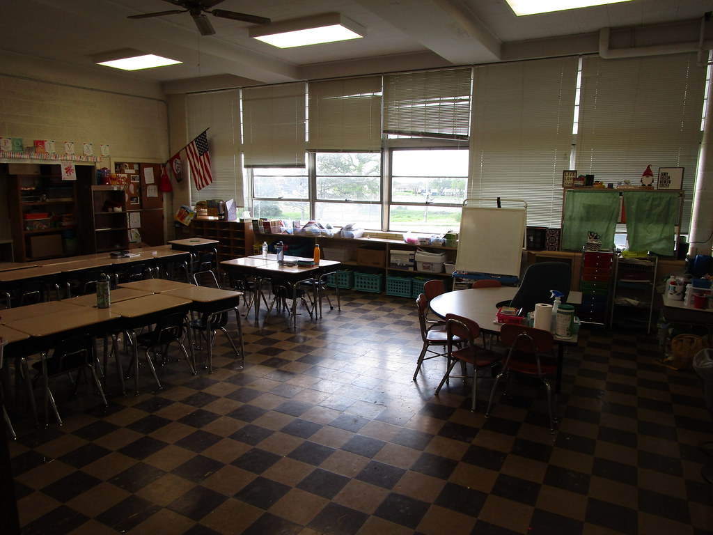 202205.16 Auburn Elementary School, Shelby Ohio (6) Flickr