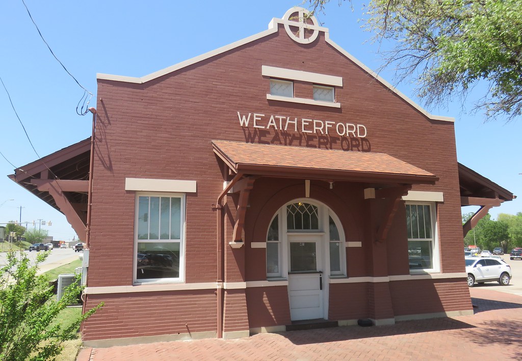 Old Santa Fe Railroad Depot (Weatherford, Texas) Built in … Flickr
