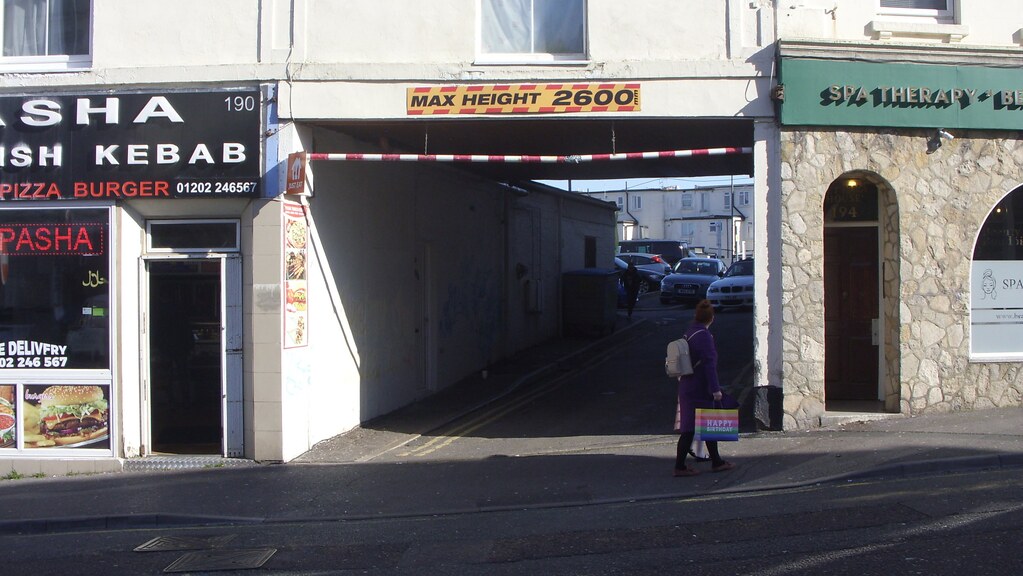 Commercial Road, Bournemouth Entrance to West Hill Carpark… Flickr