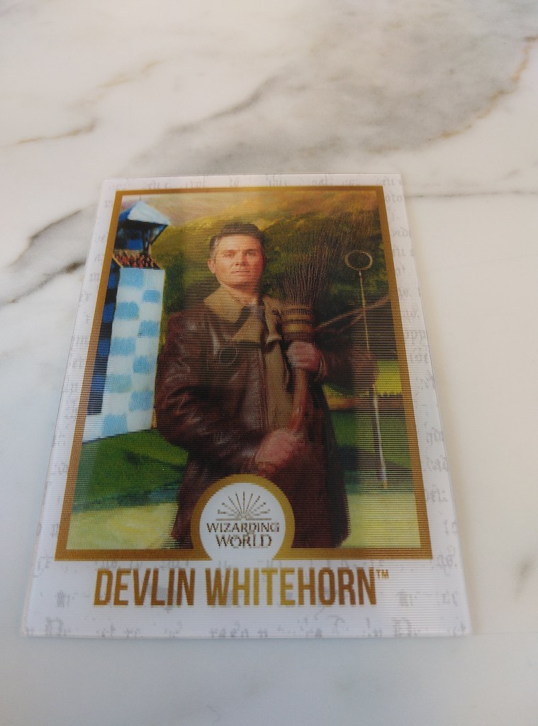 Devlin Whitehorn (Front) Paul Berg Flickr