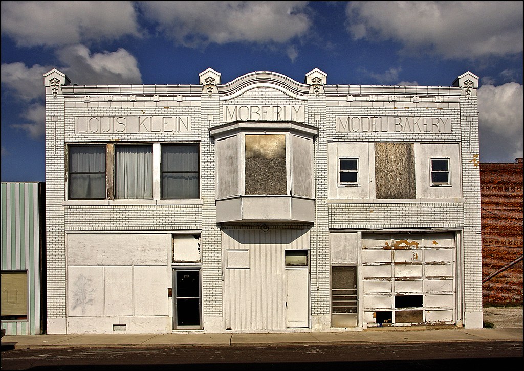 OLD MOBERLY BAKERY Moberly, Missouri USA Bob Travaglione Flickr