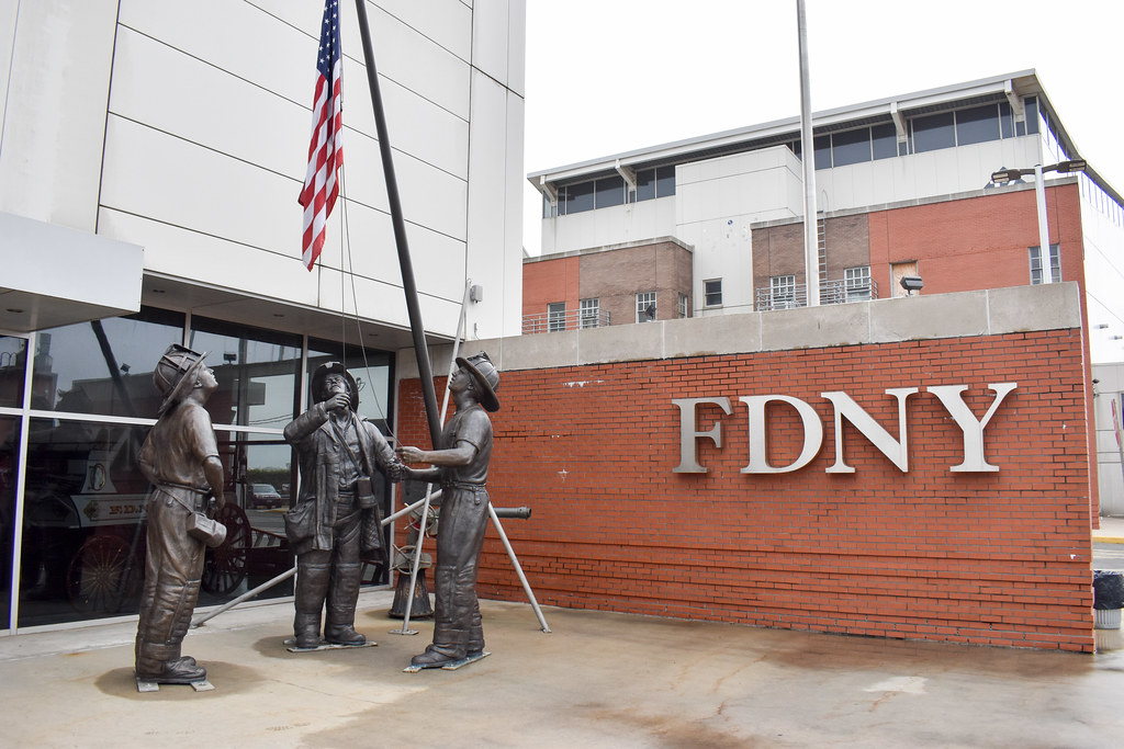 FDNY Academy Fire Department of New York Fire Academy on R… Flickr