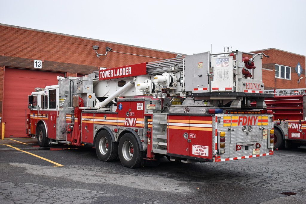 FDNY Spare Ladders Fire Department of New York Fire Academ… Flickr