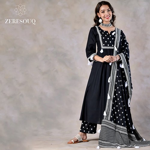 Ethnic Online Shopping from ZERESOUQ Are you looking for e… Flickr