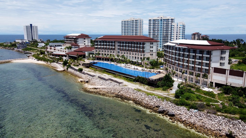 Dusit Thani Mactan Cebu SunsetView Luxury Resort along Historic