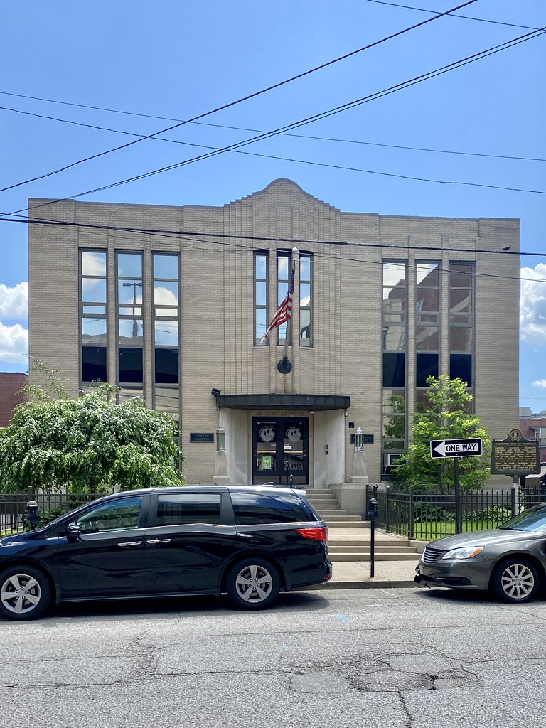 Covington Board of Education Administration Building, Covi… Flickr