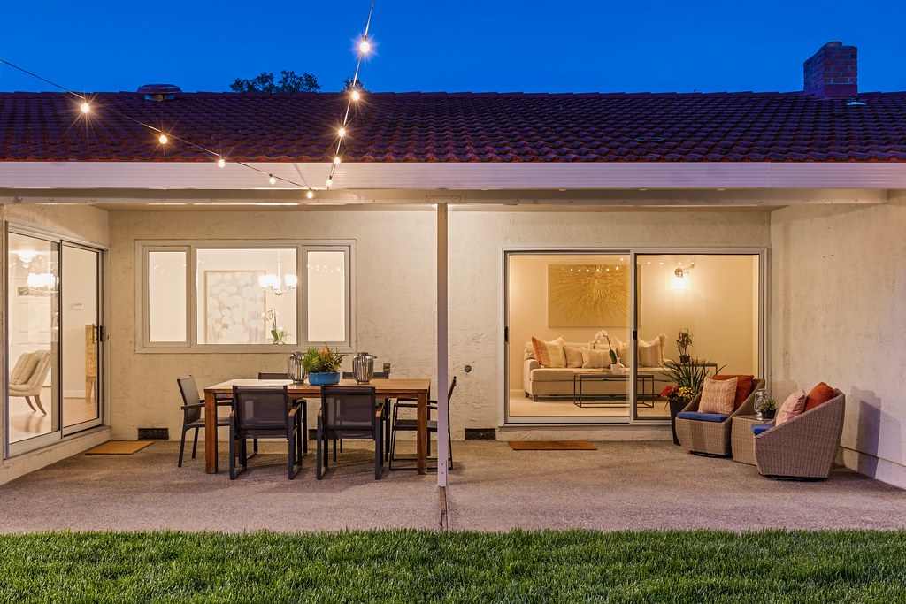 2160 Stonehaven Dr 36 Andy Wong Flickr