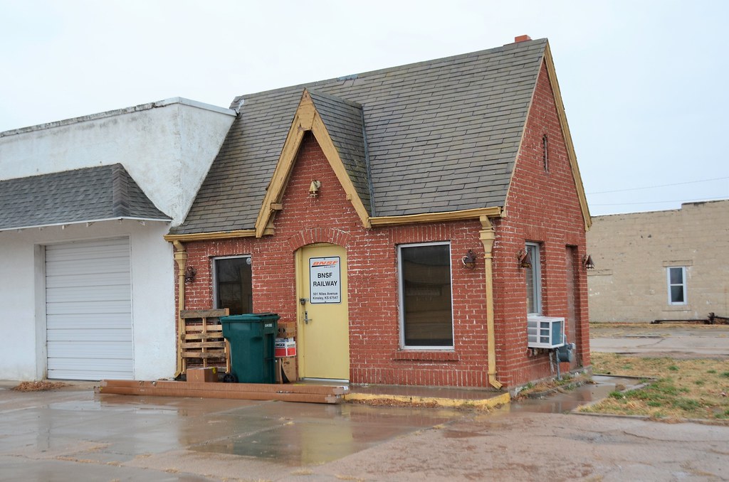 Kansas, Kinsley, Phillips 66 Gas Station; BNSF Railway Flickr
