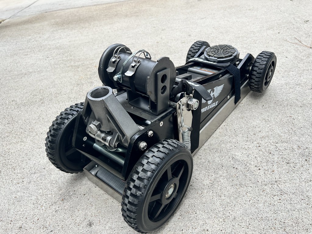 Pro Eagle “Kratos” 3 Ton Big Wheel Off Road Jack Flickr