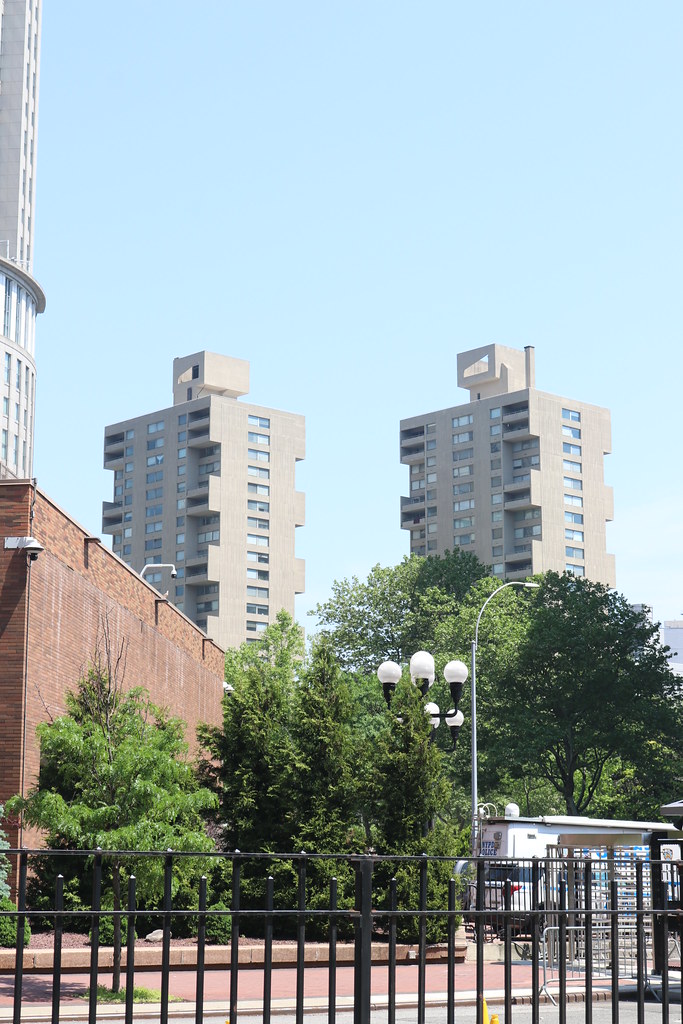 IMG_1955 Chatham Towers (1965), 170 Park Row, Civic Center… Flickr