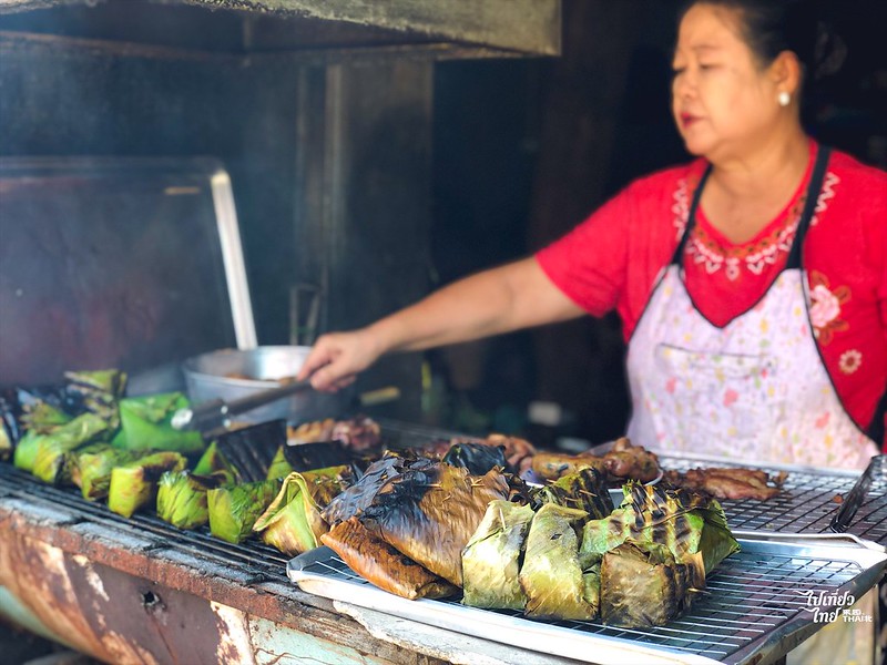 歷史悠久又傳統道地的泰北菜餐館【Laab Kai Mueang Pan Waen ลาบไก่เมืองพันแหวน】