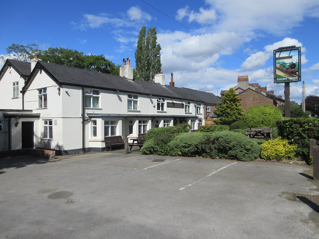 Railway Tavern, Irlam Road, Urmston Anthony Shaw Flickr