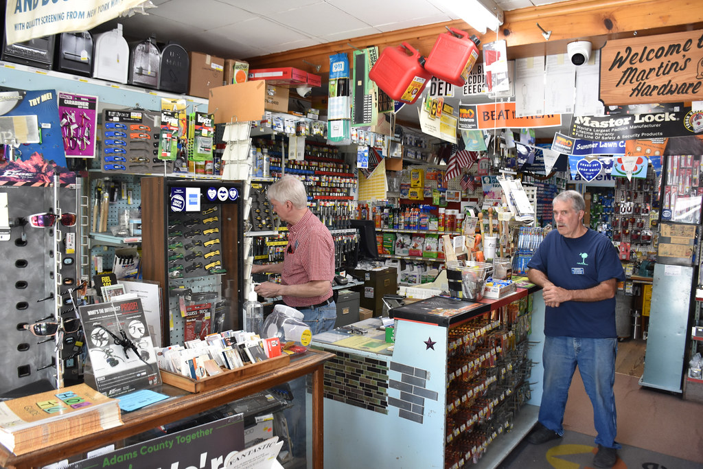 Martins Hardware New Oxford, Pennsylvania May 17, 2022… Flickr