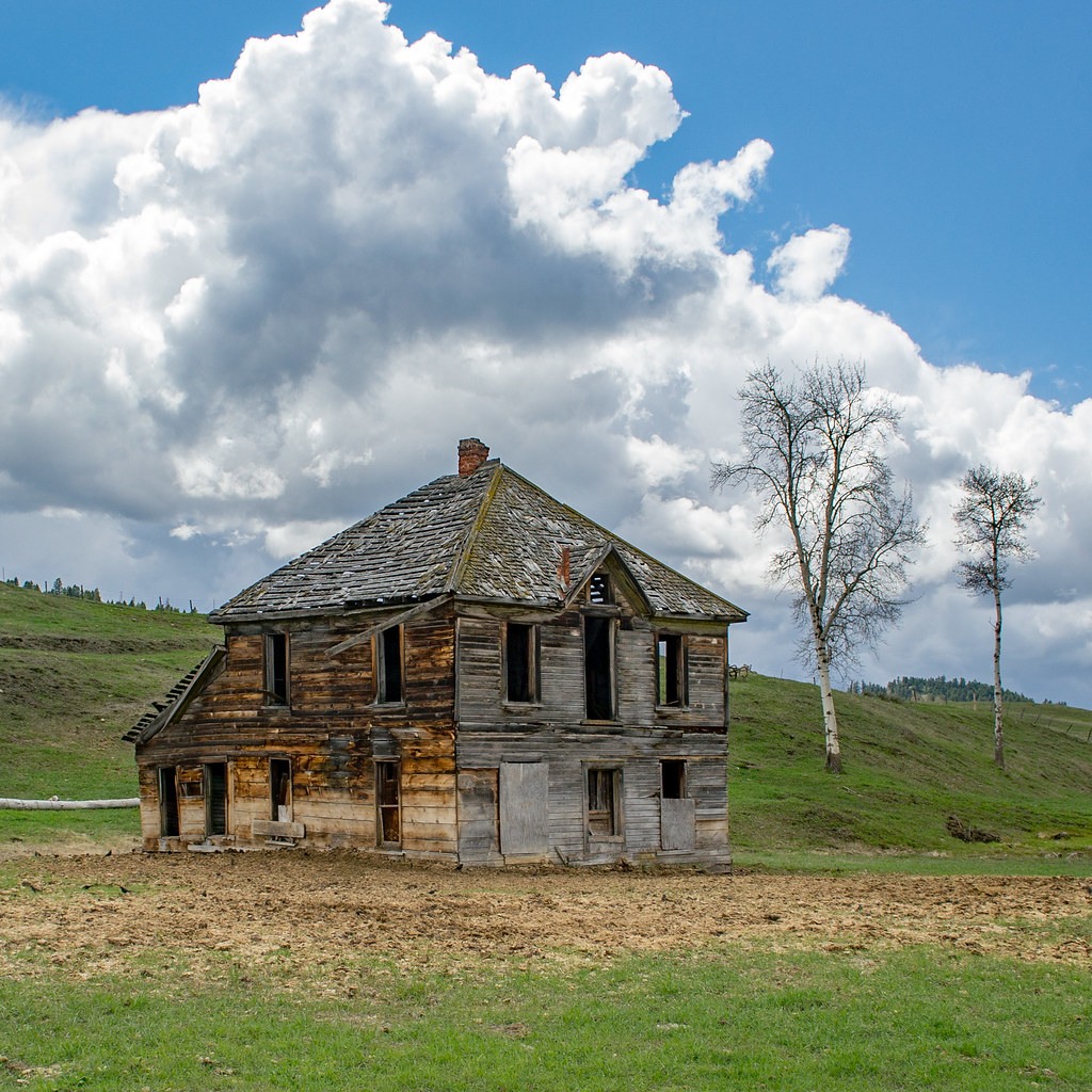 Farm house near Chesaw, Wa. Still a little too cold for ou… Flickr