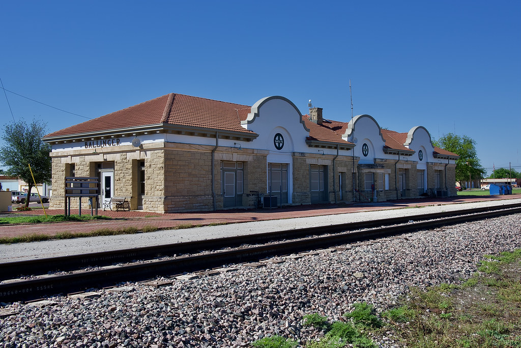 5/6/21, ATSF station, Ballinger, TX Built of local limesto… Flickr