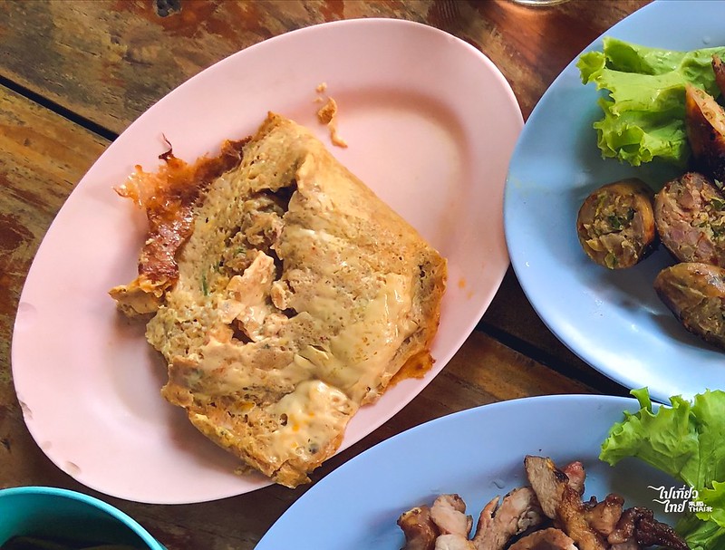 歷史悠久又傳統道地的泰北菜餐館【Laab Kai Mueang Pan Waen ลาบไก่เมืองพันแหวน】